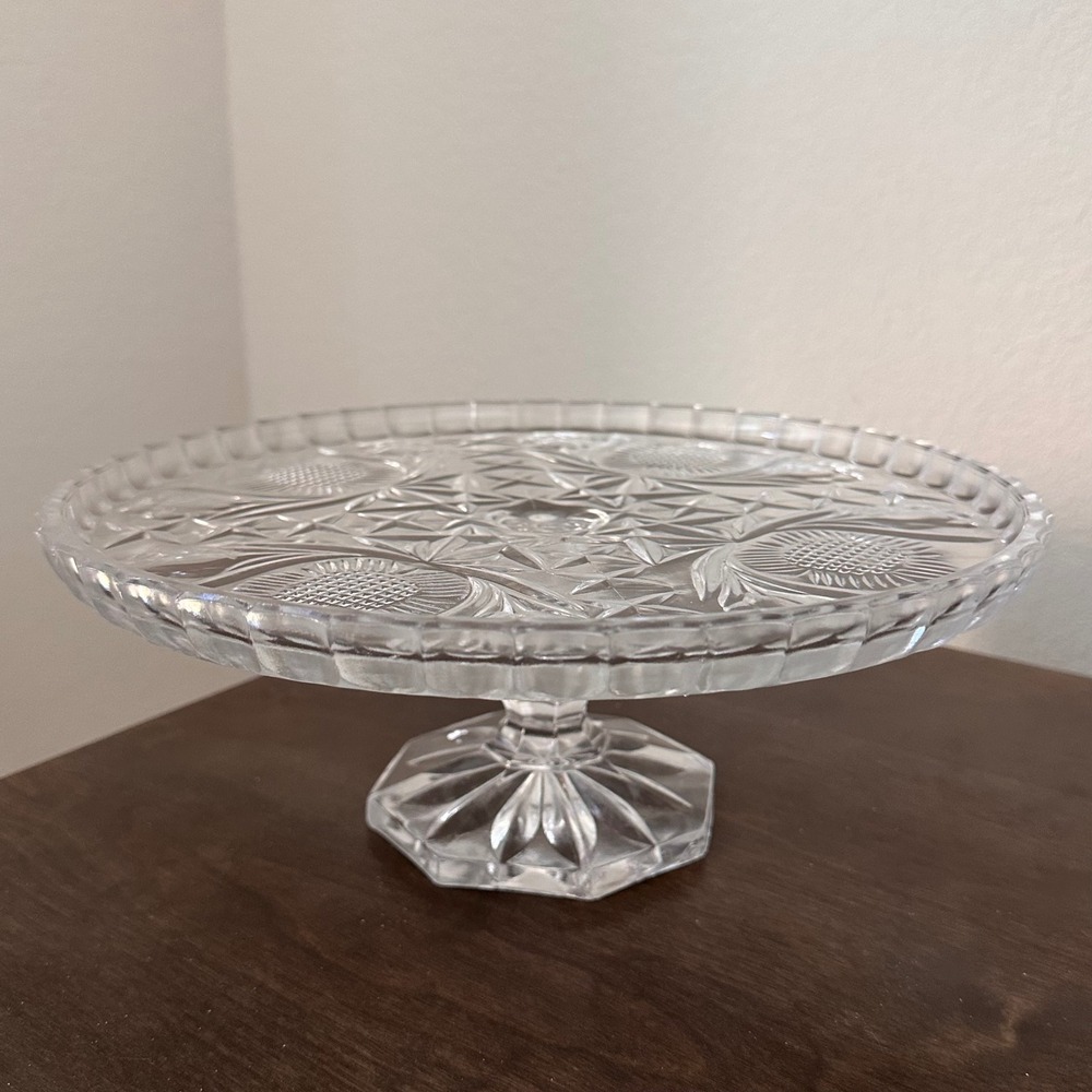 Vintage Clear Glass Pedestal Cake Stand Sunflower Design Footed‎ Cake Plate